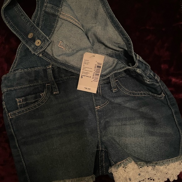 Childrens Place - NWT Girls 5 Denim Overalls with Lace Trim - Picture 3 of 4